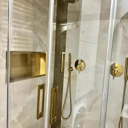 Апартаменты Z Jacuzzi, Sauna, Parkingiem, - Zabrska